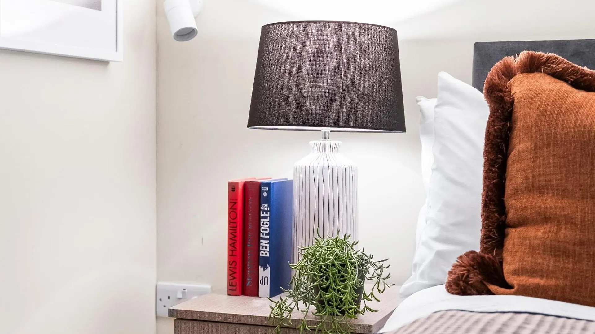 City Centre Split Level Loft Apartment With Fast Wifi Λιντς