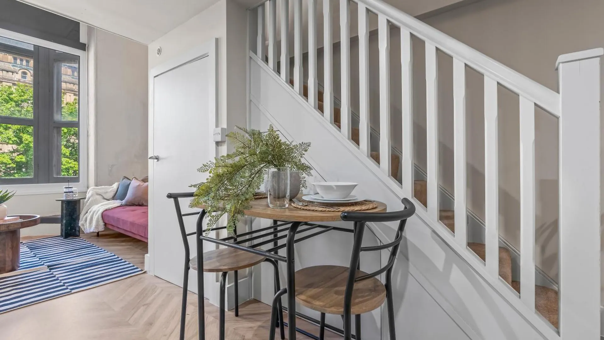 City Centre Split Level Loft Apartment With Fast Wifi Лидс 0*,  Великобритания